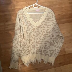 Chic Beige Leopard Print Sweater